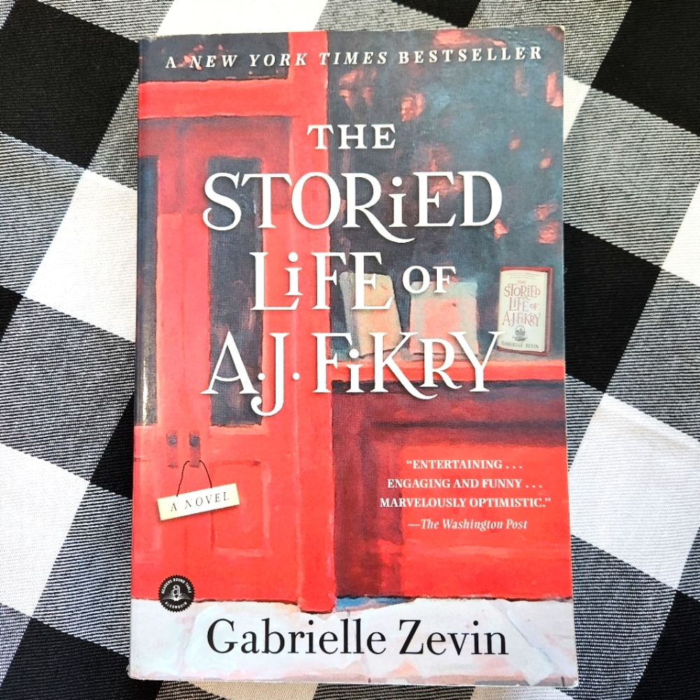 The Storied Life of A.J. Fikry by Gabrielle Zevin book